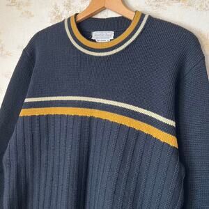 60s Marshall Field & Co Black Gold Crewneck Wool Sweater Size M